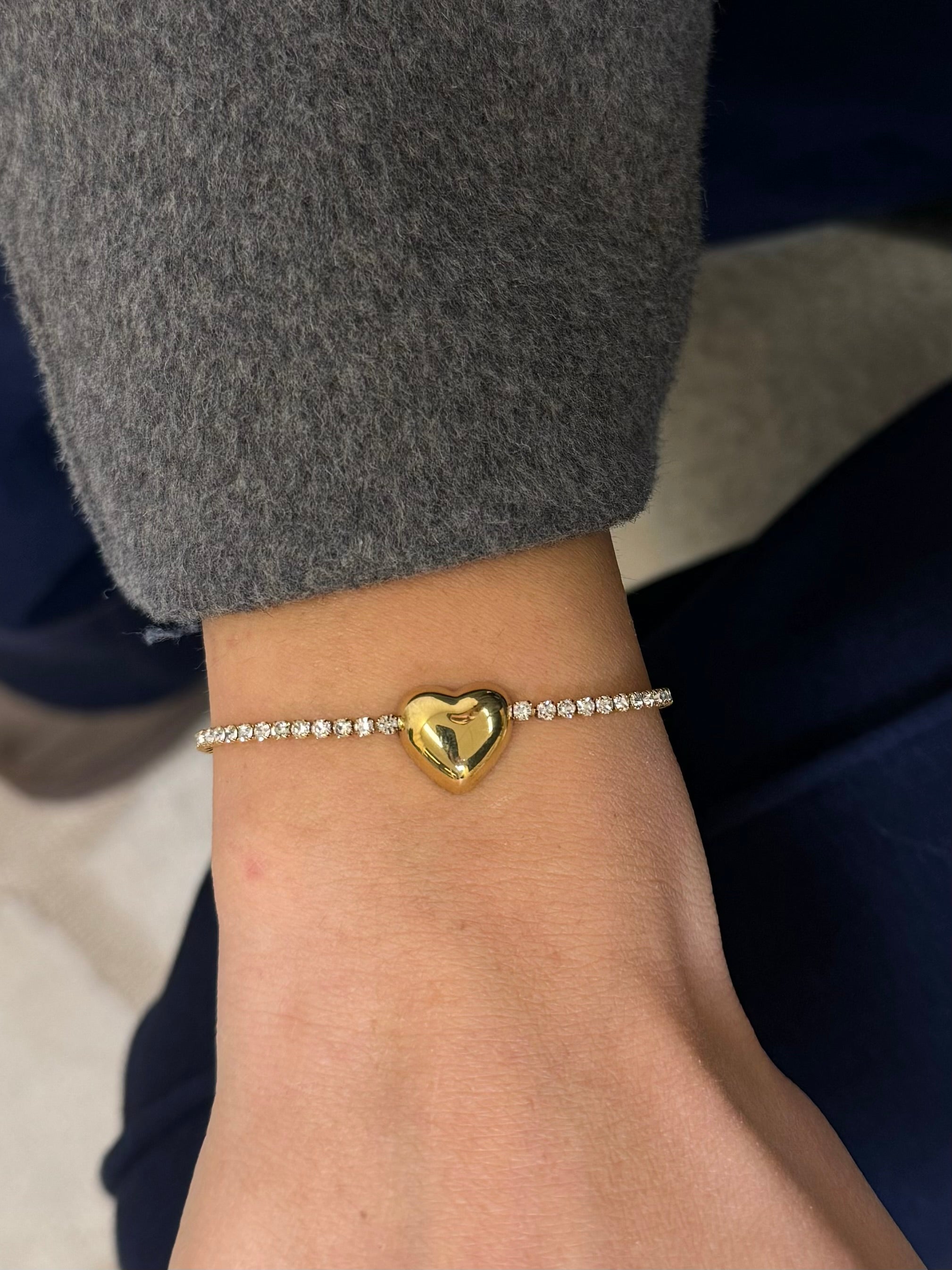 HEART DIAMOND ARMBAND